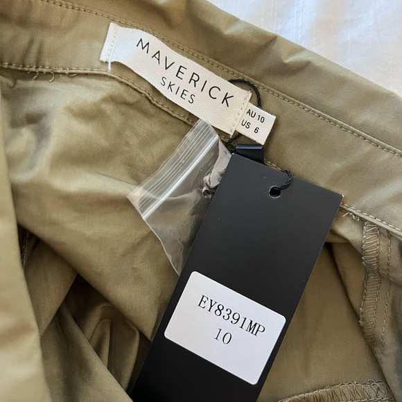 Button Down Maxi Dress w/ Tie - Picture 5 of 5